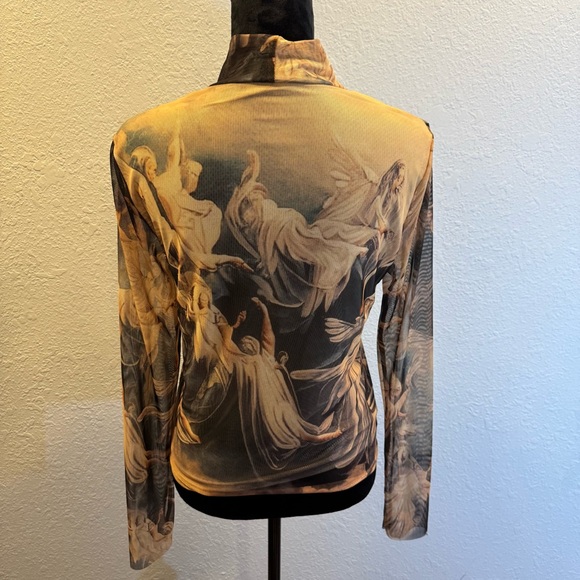 Heavenly Angel Print Long Sleeve Top Read - Picture 4 of 8